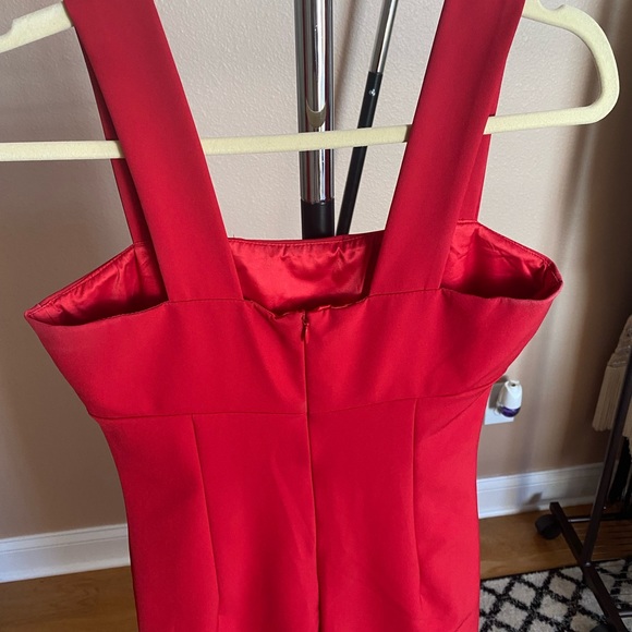 Bardot Square Neck Midi Dress - Picture 6 of 9